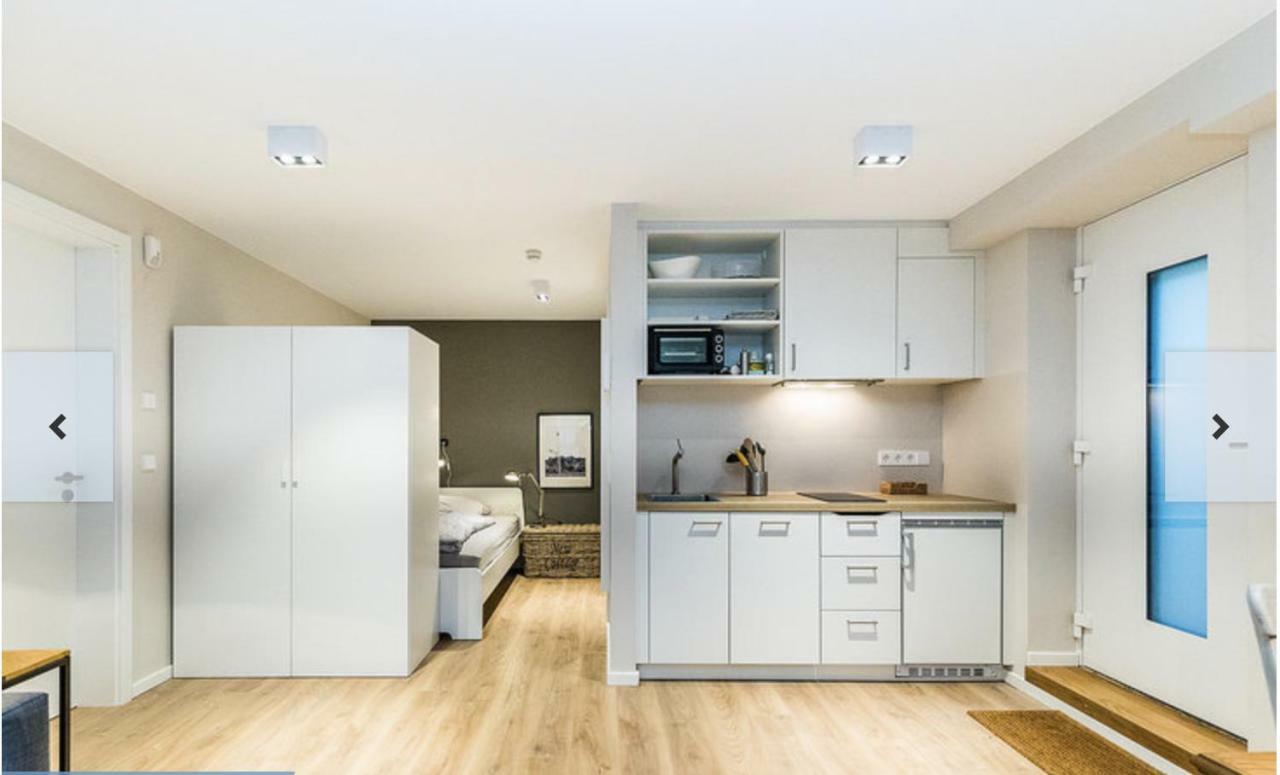 Sehr Schone Kleine Wohnung Elbnahe Mit Guten Parkmoglichkeiten Хамбург Екстериор снимка